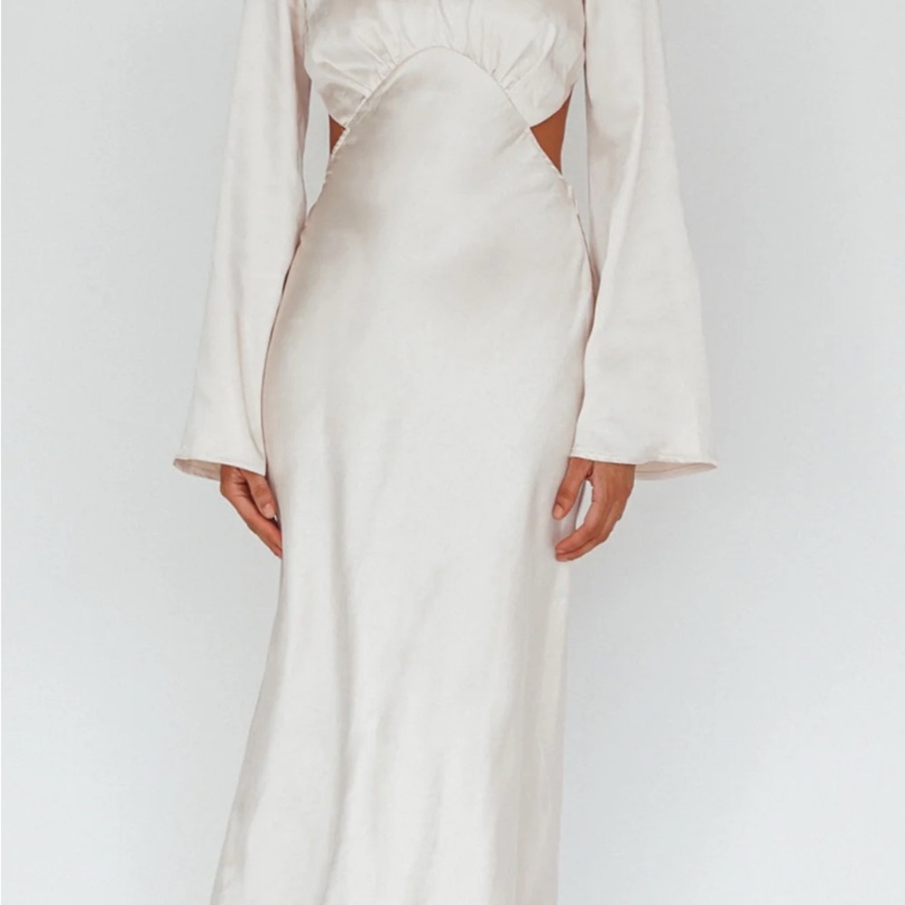 Selfie Leslie Cream Long Sleeve Dress